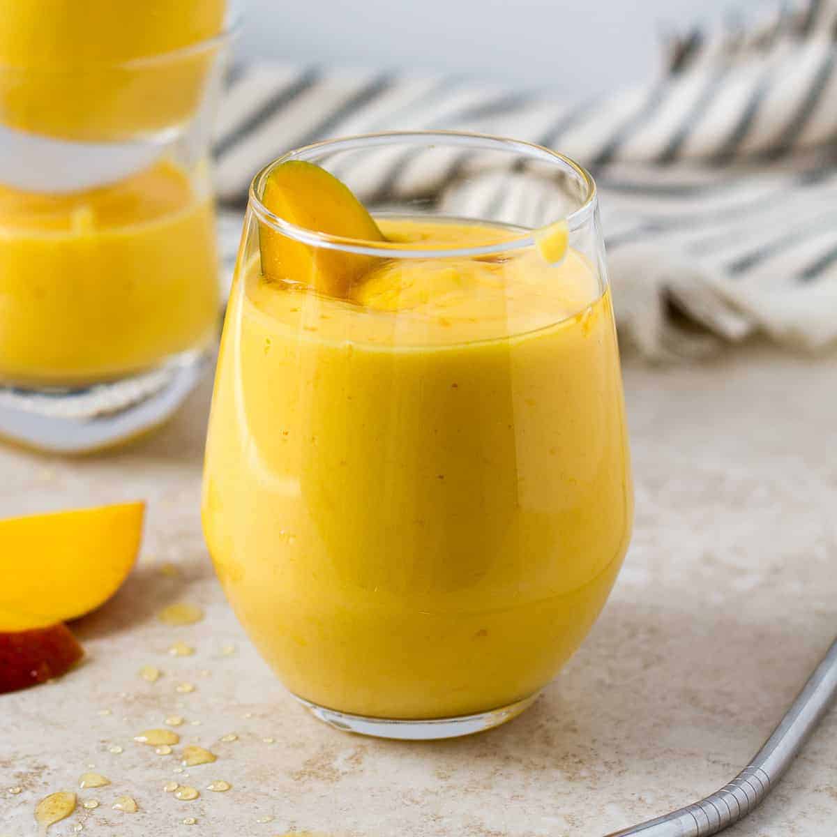 mango-lassi