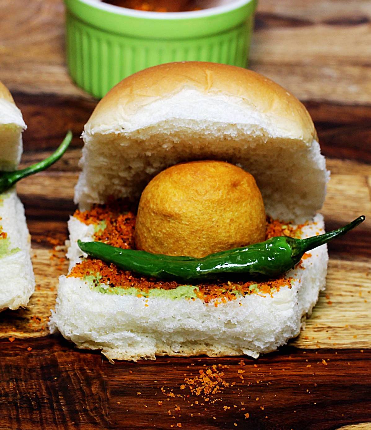 regular-vada-pav